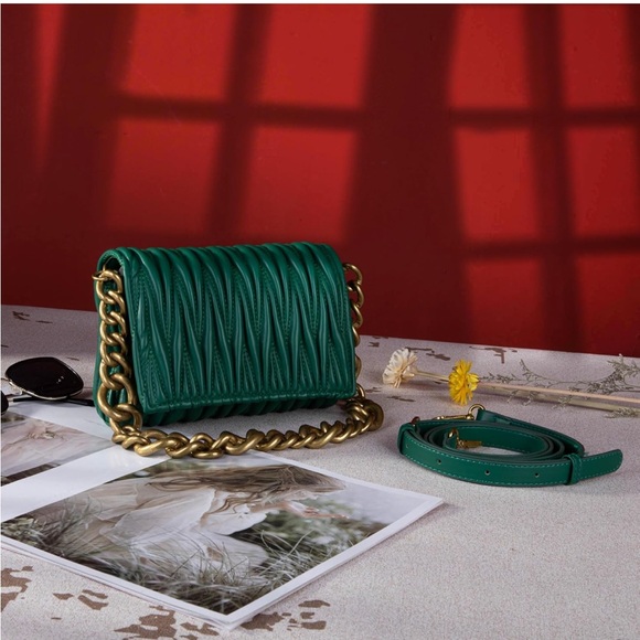 Sold - Picture 3 of 7